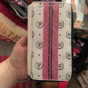 Uft Extremely rare wallet vintage pink